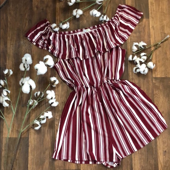 LA gypsy Other - Maroon, off the shoulder romper